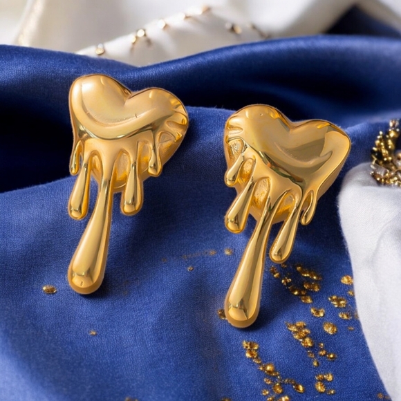 🆕️Chic Melting Heart Trendy Gifting Earrings | 18K Gold Plated Stainless Steel - Picture 1 of 14